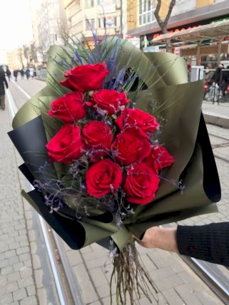 Aşk Merdiveni, Eskişehir çiçekçi