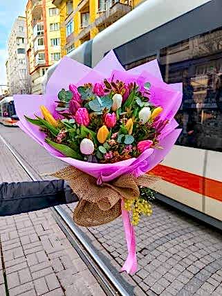 18 Adet Renk Premium Lale Buketi